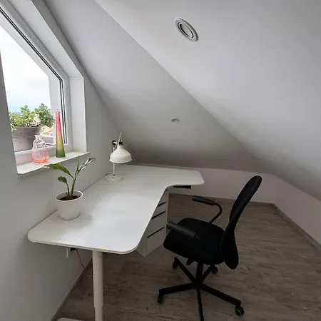 Charming Quite Apartment, Blizu Centra * Сплит