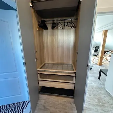 Апартаменты Charming Quite Apartment, Blizu Centra *