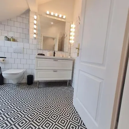 Charming Quite Apartment, Blizu Centra * Сплит
