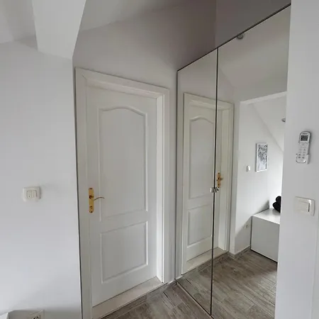Charming Quite Apartment, Blizu Centra * Сплит