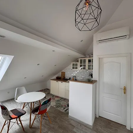 Charming Quite Apartment, Blizu Centra Lejlighed Split