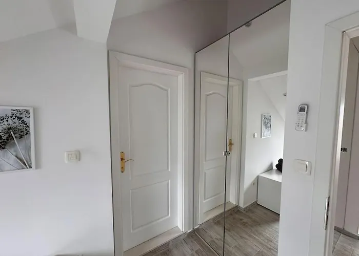 Charming Quite Apartment, Blizu Centra Split