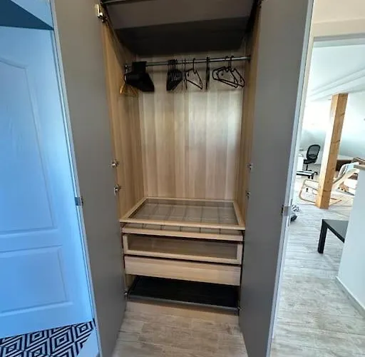 Apartman Charming Quite Apartment, Blizu Centra *