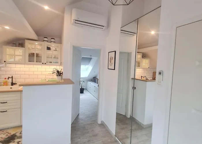 Apartman Charming Quite Apartment, Blizu Centra *