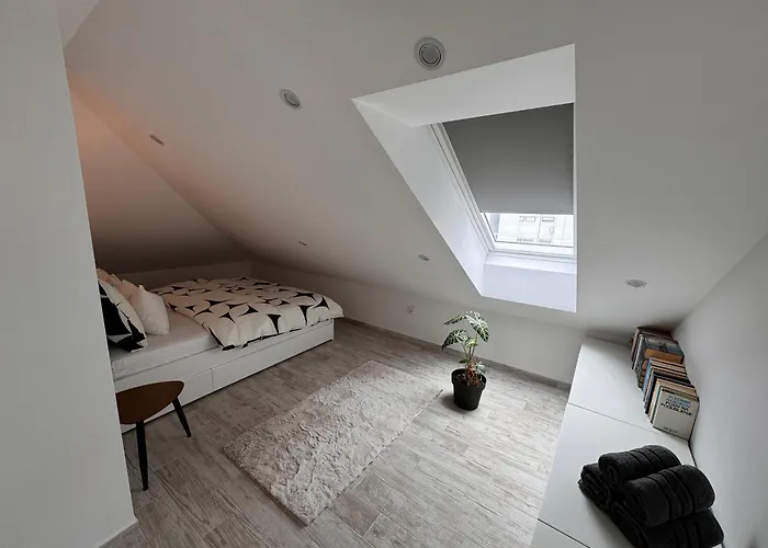 Charming Quite Apartment, Blizu Centra Split